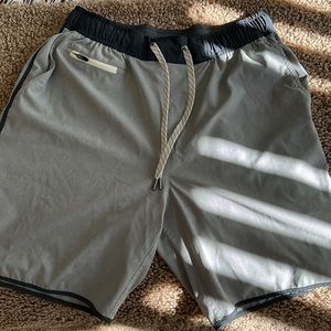 Men's Vuori Kore shorts